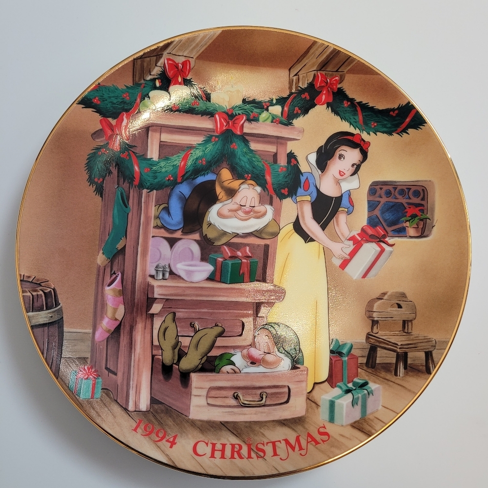 Walt Disney "Christmas Dreams" Snow White Christmas 1994